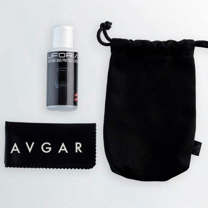 Cleaner and Cloth Pouch